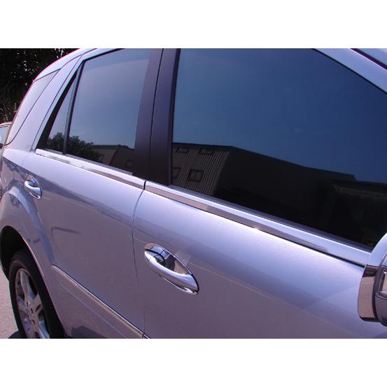 ベンツ BENZ ウィンドーフレーム トリム モール 水切り 窓枠