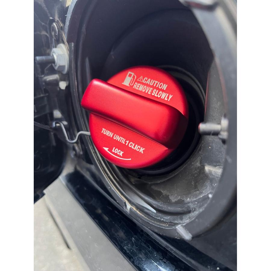 デザイン性UP♪ 給油口キャップ タンクキャップ カバー 赤 シエンタ