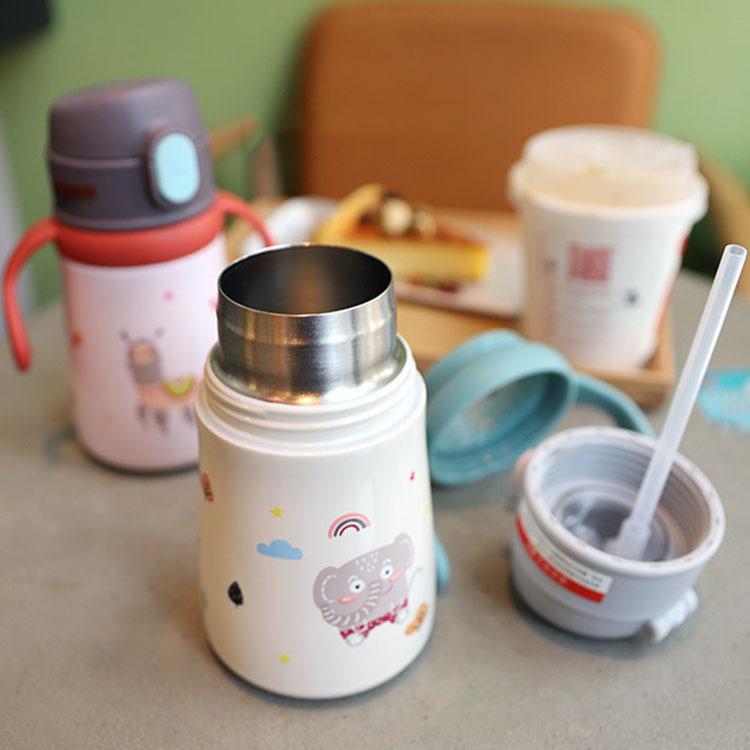 子供用 水筒 コップ キッズ おしゃれ 魔法瓶 直飲み 保温 保冷性 ワンタッチ ボタン ステンレス 軽量構造 通学 旅行用品 アウトドア 人気 かわいい 360ml 2色 Y3039 Mooti 通販 Yahoo ショッピング