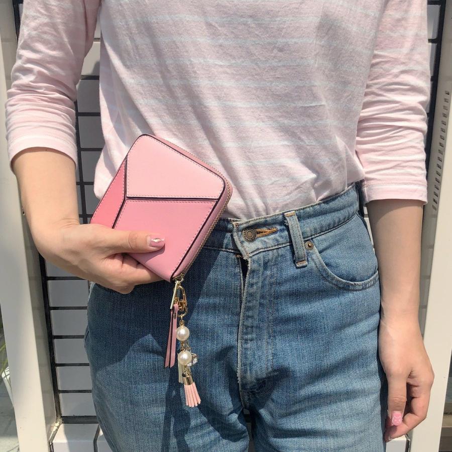 本革 バイカラー パズル 折財布 ミンクファー タッセル チャーム 付き