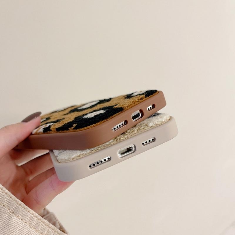 スマホケース iphone13 ケース 韓国 iphone12 ケース 携帯ケース iphone11 ケース iphone se ケース TPU もこもこ 秋冬 花 フラワー レトロ レディース |  | 09