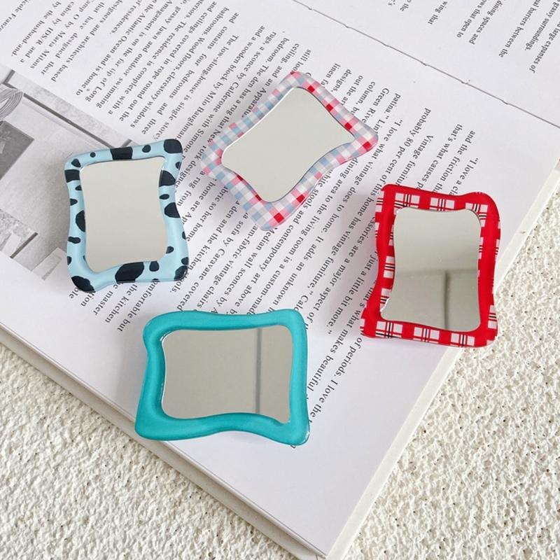 大切な人へのギフト探し スマホグリップ 韓国 グリップトック シンプル かわいい おしゃれ スマホスタンド Griptok 落下防止 ミラー 鏡 もこもこ チェック柄 牛柄 Cisama Sc Gov Br