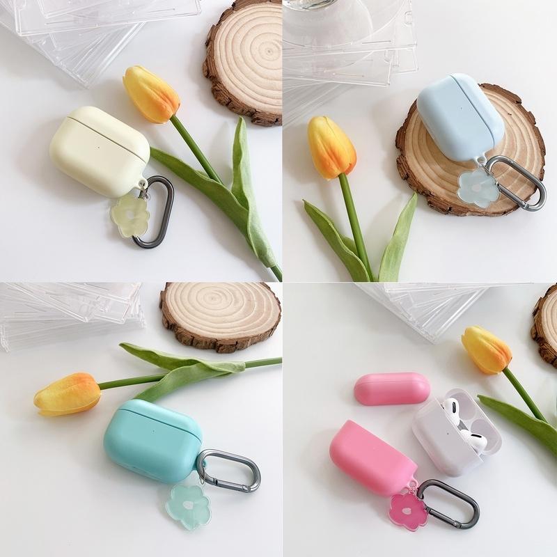 Airpods Pro ケース Pc シンプル 花 フラワー チャーム 韓国 エアーポッズ プロ カバー かわいい レディース お揃い イヤホンケース カラビナ フック 数量は多