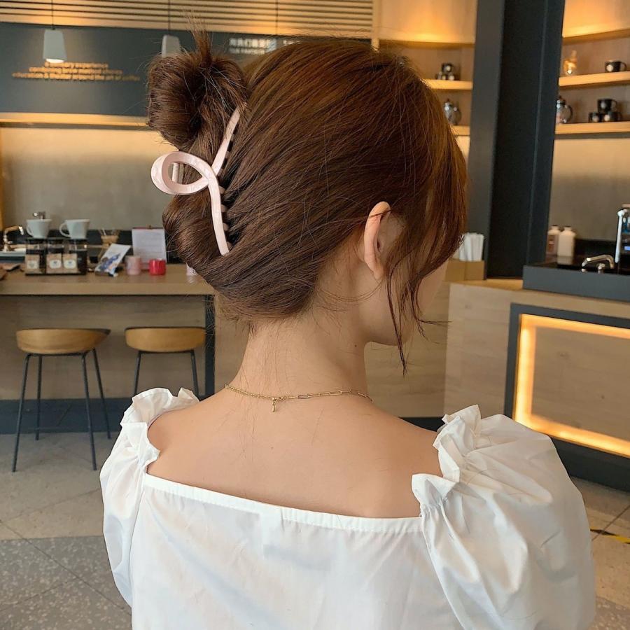 バンスクリップ ヘアアクセサリー 韓国 アクリルバンスクリップ 大きめ くすみ 無地 ウェーブ 透明 ヘアクリップ シンプル 大人 レディース 髪留め セレクトショップ オンリーユー 通販 Yahoo ショッピング