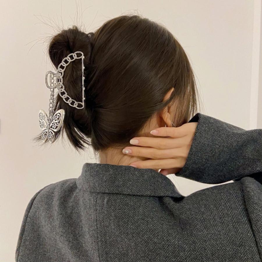 バンスクリップ ヘアアクセサリー 韓国 大きめ 蝶々チャーム付きバンスクリップ クリップ ヘアピン シンプル 蝶々 髪留め 簡単 大人 女性 シルバー セレクトショップ オンリーユー 通販 Yahoo ショッピング