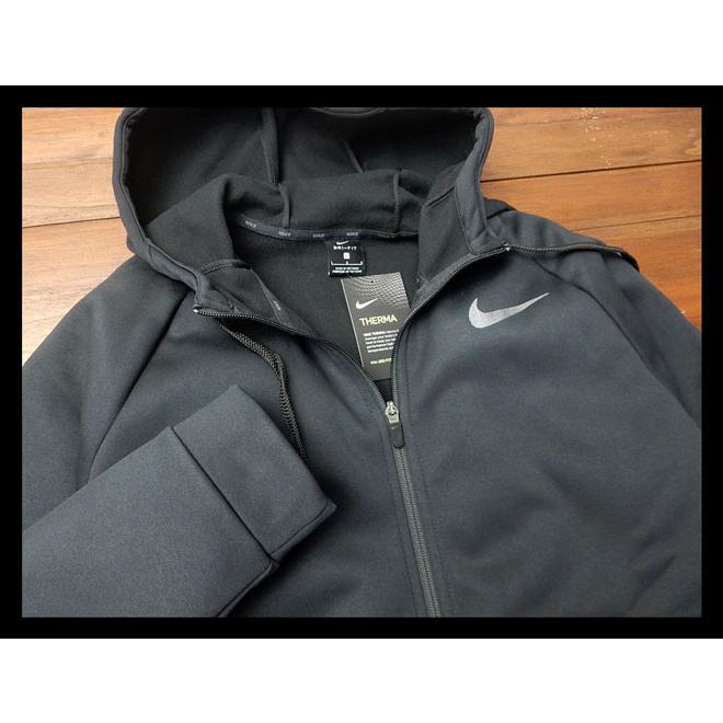 NIKE　パーカー　長袖　薄手　スポーツ　ブラック　ジップアップ　フーディー NIKE パーカー 長袖 薄手 スポーツ ブラック ジップアップ