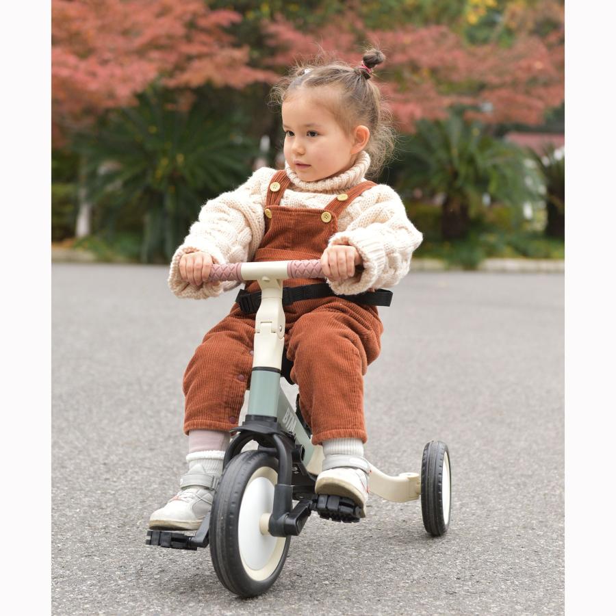 三輪車 足けりバイク 一台4役 ベビーカー かじとり 手押し棒付 子供用