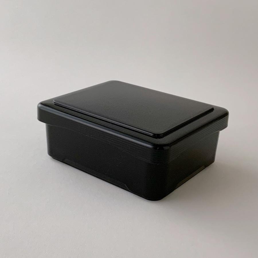 爪掛千筋丼重　黒内朱塗 15.8×13×6.4cm 漆器 丼重 懐石用 うな重 器 うな重箱 和食器 業務用　お重、かつ重、鰻　若泉　大量注文も承ります |  | 01