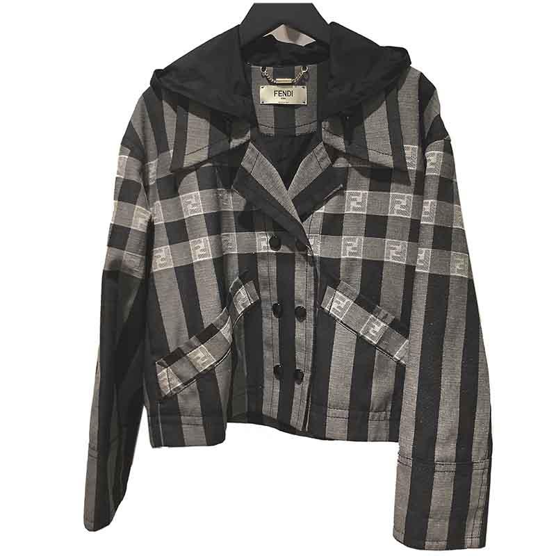 フェンディ Fendi クロップドピーコート ブランド Faa494 グレー フード付き サイズ36 フード付き ジャケット ファッション アウター レディース 中古 Okura ヤフーショッピング店 安い純正品 の