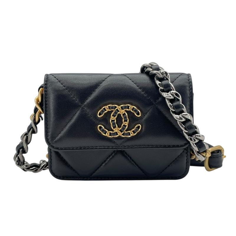 CHANEL（シャネル） CHANEL CHANEL19 チェーンウエストバッグ ブラック