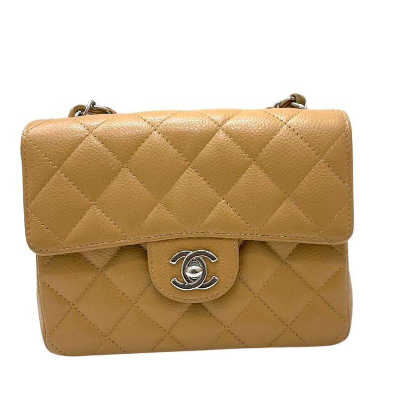 CHANEL（シャネル） ミニマトラッセ18 A01115 ベージュ キャビア