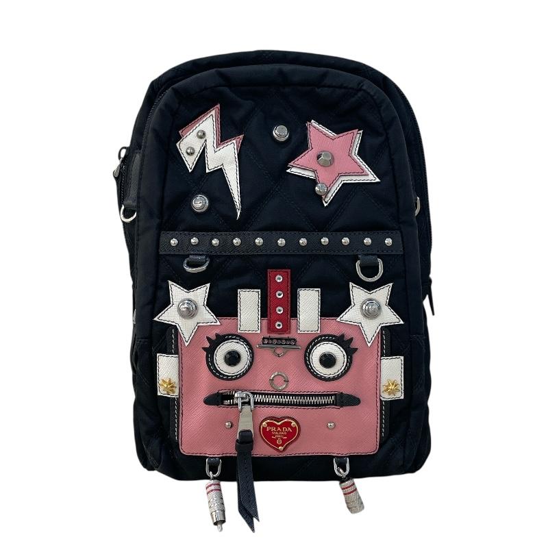 大容量　PRADA プラダ　リュック　バックパック　黒　ナイロン　ブラック　ロゴ PRADA 黒 ナイロンリュック