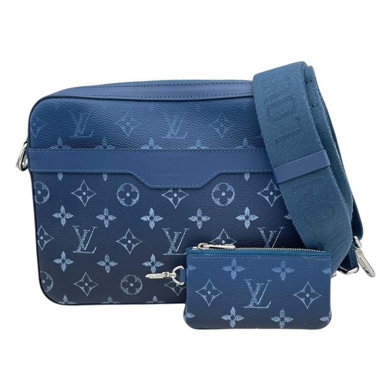 LOUIS VUITTON（ルイ・ヴィトン） トリオ・メッセンジャー M11592