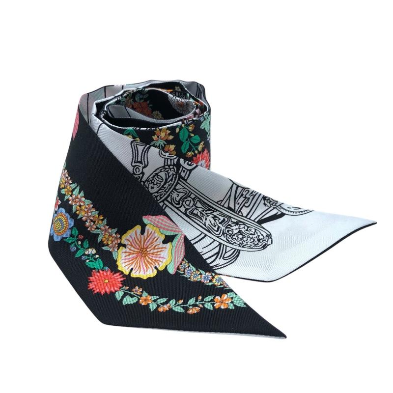 HERMES エルメス ツイリー BRIDES de GALA ブラック シルク HERMES エルメス ツイリー BRIDES de GALA ブラック シルク