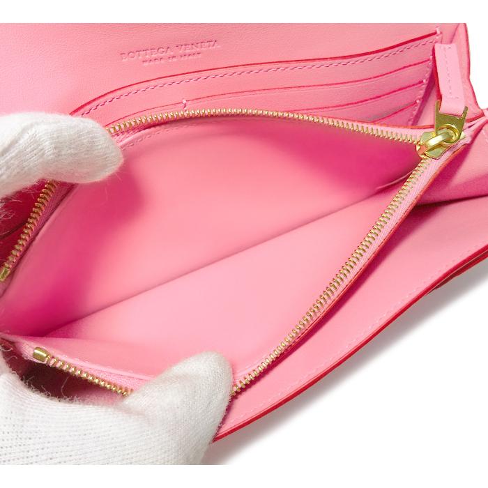 未使用品 超美品】 ボッテガヴェネタ 二つ折り長財布 ホック式