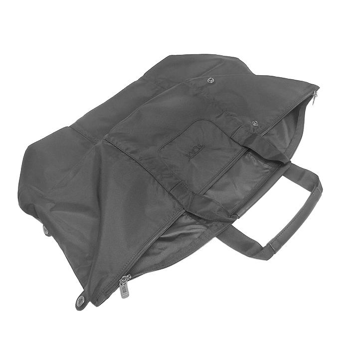 TUMI 【未使用 超美品】 トゥミ 折りたたみ式 ボストンバッグ TUMI 【未使用 超美品】 トゥミ 折りたたみ式 ボストンバッグ
