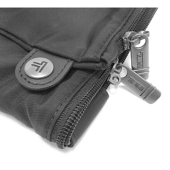 TUMI 【未使用 超美品】 トゥミ 折りたたみ式 ボストンバッグ TUMI 【未使用 超美品】 トゥミ 折りたたみ式 ボストンバッグ