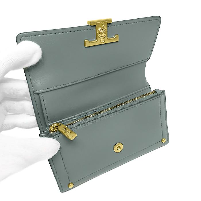 TOD'S 【未使用 超美品】 トッズ Tタイムレス 三つ折り財布 TOD'S 【未使用 超美品】 トッズ Tタイムレス 三つ折り財布
