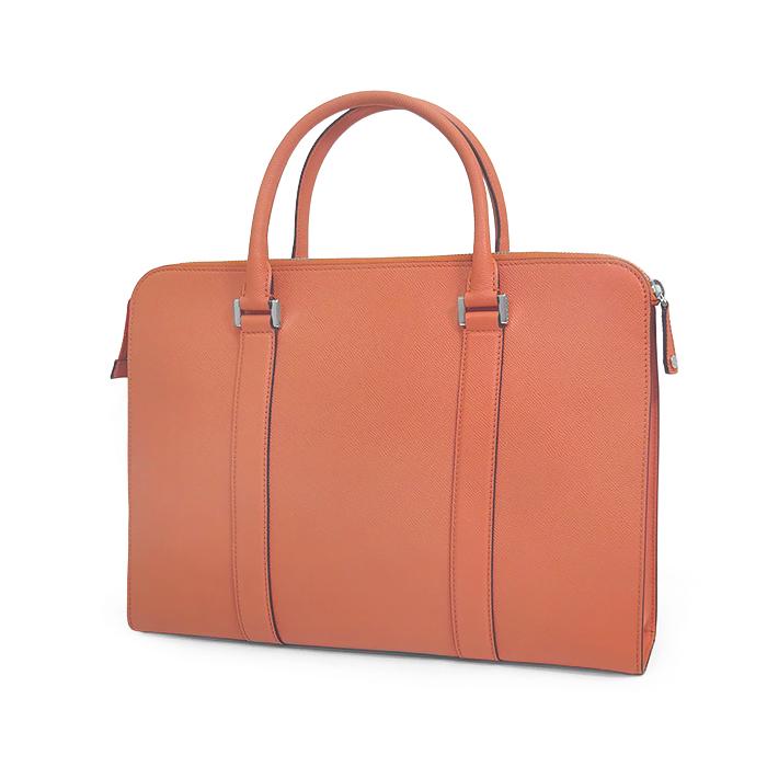 【美品】ブルガリ レザーブリーフケース BVLGARI ブリーフケース ブルガリ ビジネスバッグ ブラック 型