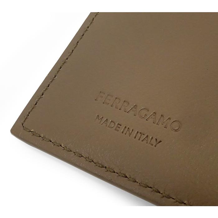 【超美品 ほぼ未使用】 フェラガモ Ferragamo 二つ折りカードケース パスケース 定期 パイソンレザー 本革 ブラウン メンズ レディース_8