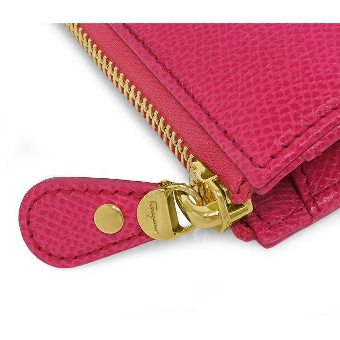 FERRAGAMO（フェラガモ） 【未使用 超美品】 ガンチーニ L字ファスナー