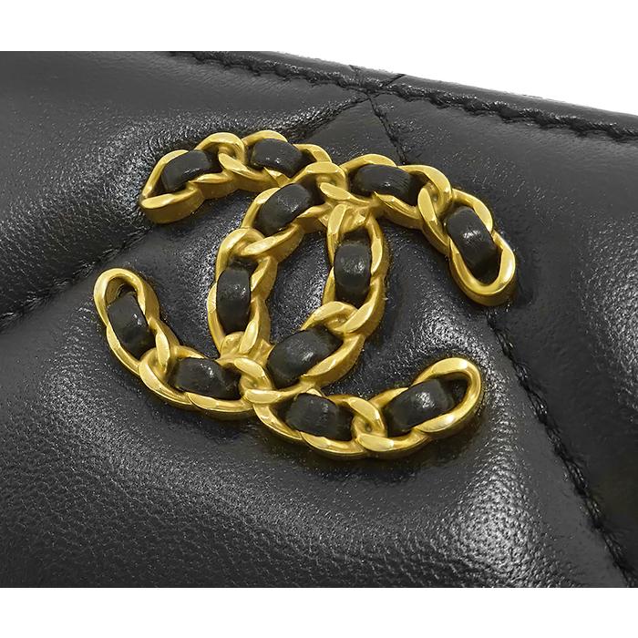 CHANEL（シャネル） 【未使用 超美品】 CHANEL19 ファスナーコイン