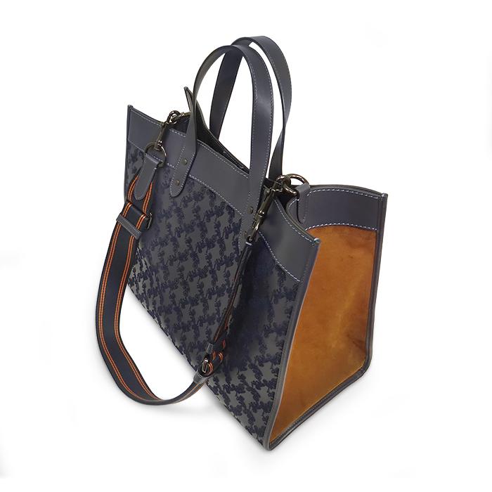【美品 ほぼ未使用】 コーチ COACH 2WAY トートバッグ ショルダーバッグ 鞄 馬車柄 レザー ネイビー ブラウン 大容量 シリアル有 | COACH | 01