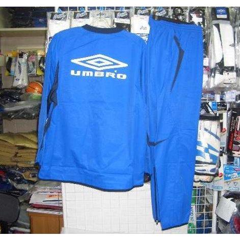 UBA4838人気の アンブロ TRラインドピステ 上下 BLU 青 ブルー Oサイズ 大きいサイズ umbro  新品 レトロ  即決価格の画像