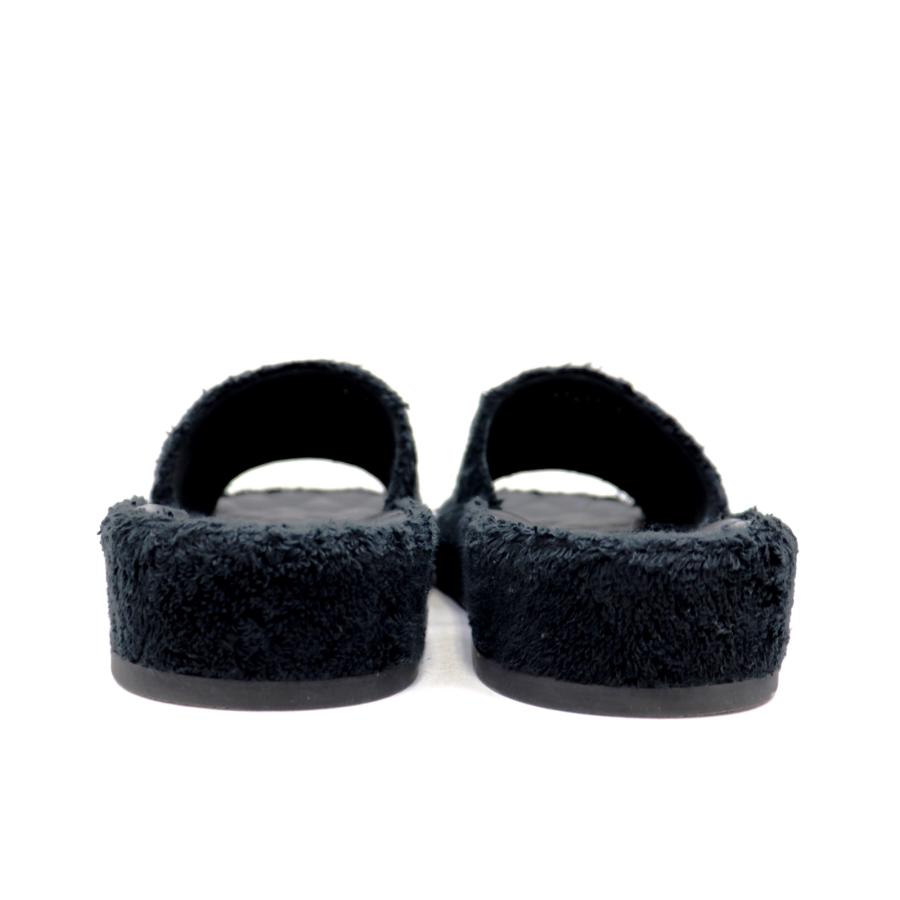 CHANEL 美品 シャネル 21M マトラッセ ココマーク パイルスライド 