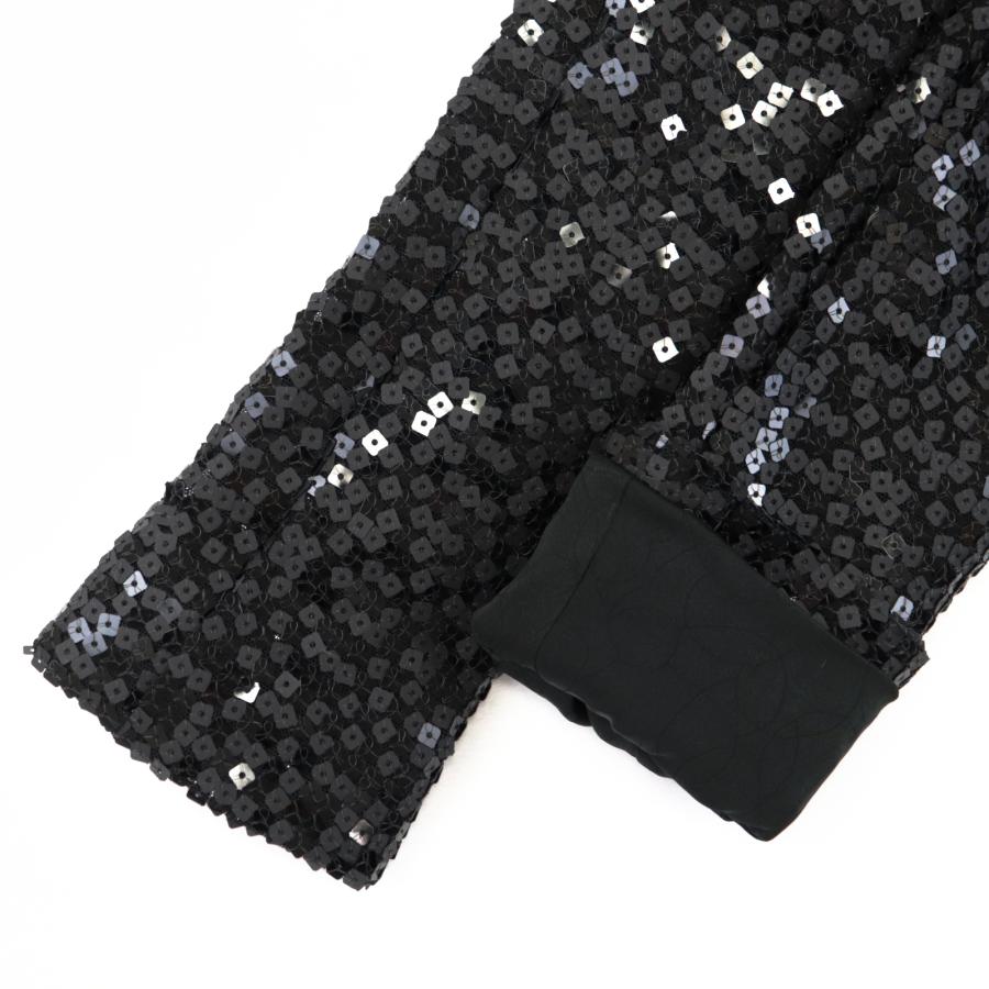 CHANELスパンコール付ツィードトップス　黒　美品 CHANELスパンコール付ツィードトップス黒