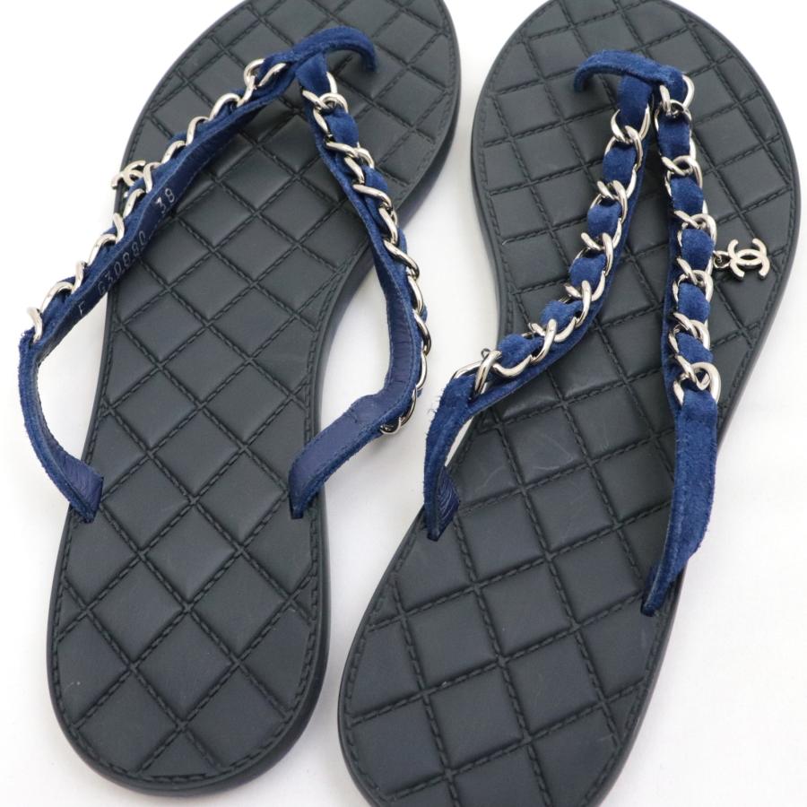 パステルオリーブ シャネルラムスキン トングサンダル チェーン