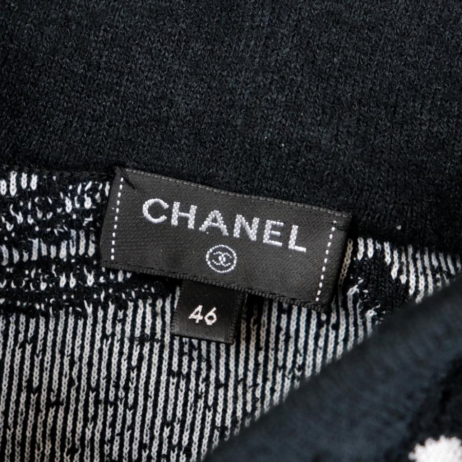 CHANEL 新品同様 シャネル 22クルーズ ココマーク スウェット CHANEL 新品同様 シャネル 22クルーズ ココマーク スウェット