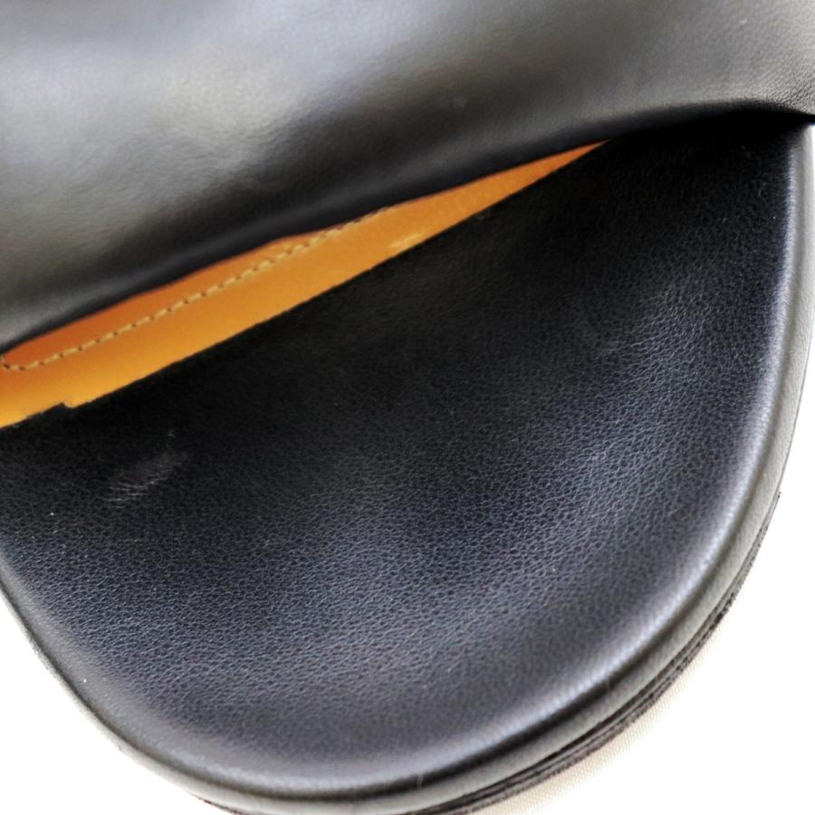 LOEWE 美品 ロエベ アナグラム パデッド レザーミュール LOEWE 美品 ロエベ アナグラム パデッド レザーミュール