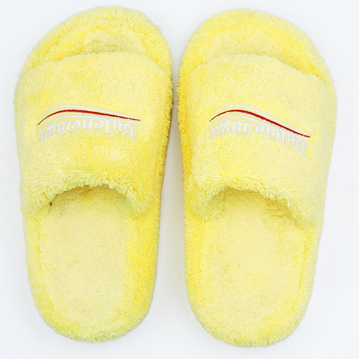 BALENCIAGA 厚底ファーサンダル サイズ37 (~26) BALENCIAGA（バレンシアガ） サンダル Furry ファーリー ボア