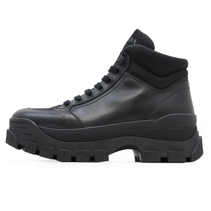 PRADA 【美品】プラダ ハイカット レースアップ レザー PRADA 【美品】プラダ ハイカット レースアップ レザー