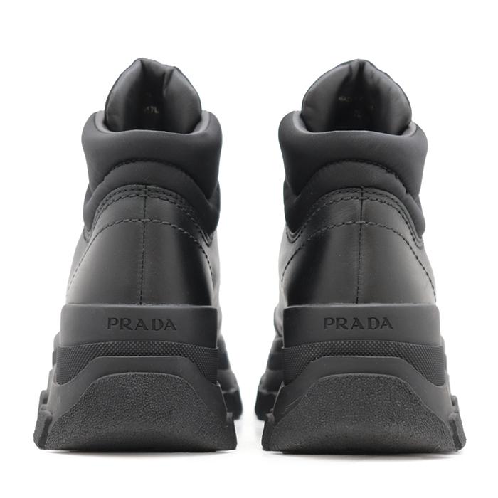 PRADA 【美品】プラダ ハイカット レースアップ レザー PRADA 【美品】プラダ ハイカット レースアップ レザー