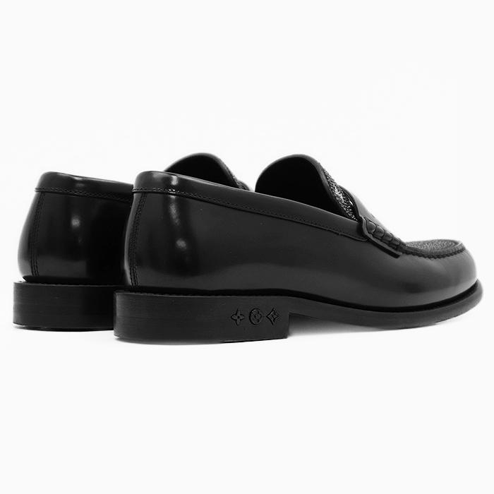 LOUIS VUITTON（ルイ・ヴィトン） 【極美品】LOUIS VUITTON ローファー