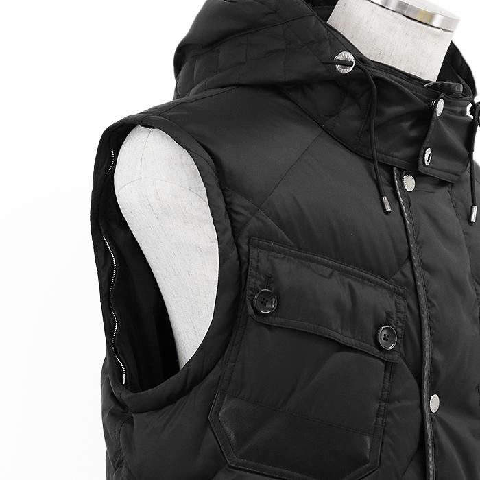 LOUIS VUITTON（ルイ・ヴィトン） 【美品】LOUIS VUITTON ダウン