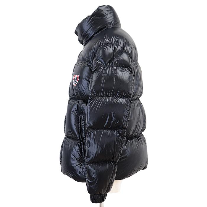 〈クリーニング済み〉モンクレール ダウンジャケット ワッペン有り 男女兼用 MONCLER（モンクレール） 【美品】MONCLER ダウンジャケット 2023年製