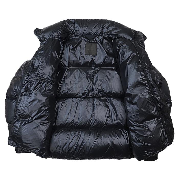 MONCLER（モンクレール） 【美品】MONCLER ダウンジャケット 2023年製