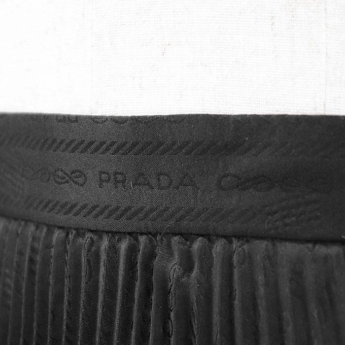 PRADA（プラダ） 【極美品】PRADA プリーツスカート 2022年製 ロゴ 総