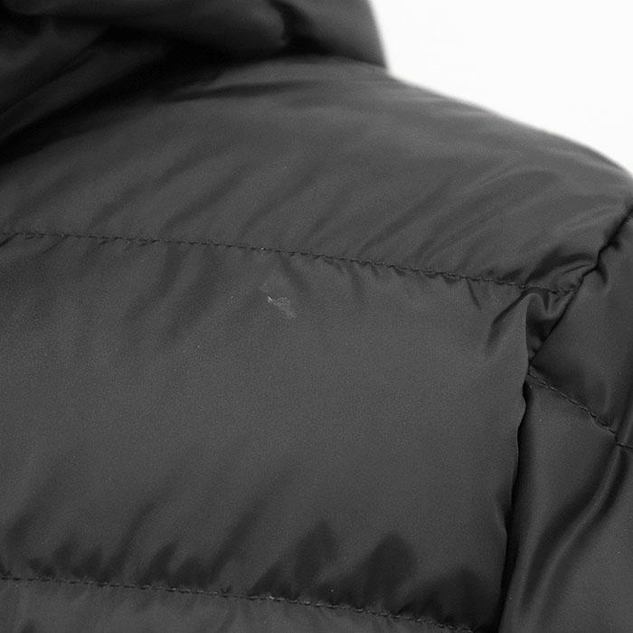 MONCLER（モンクレール） MONCLER BORN TO PROTECT ダウンジャケット