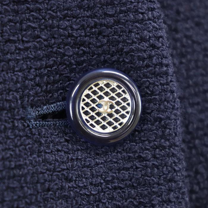 【新品同様】CHANEL シャネル ジャケット レディース サイズ 42 20C P62626 コットンツイード COCOマークボタン 8ポケット 付属有 紺の画像