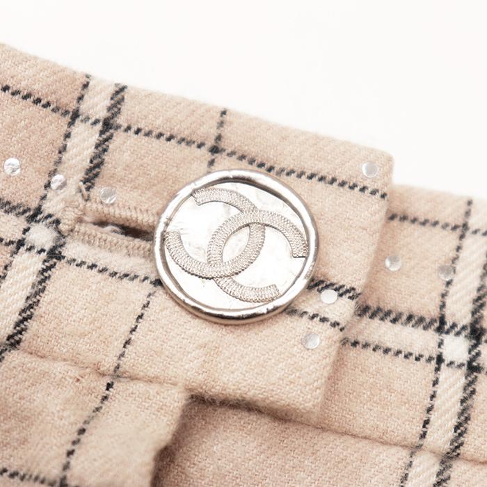 CHANEL シャネル パンツ サイズ 34 レディース P71172 COCOマークロゴボタン ラメ チェック コットン100% ボトムス ベージュ フランス製_2