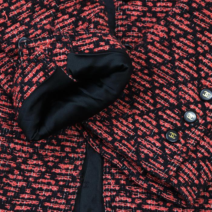【美品】CHANEL BOUTIQUE シャネル ブティック ヴィンテージジャケット 38 レディース 95A P05767 ツイード COCOマークロゴボタン 黒 赤の画像
