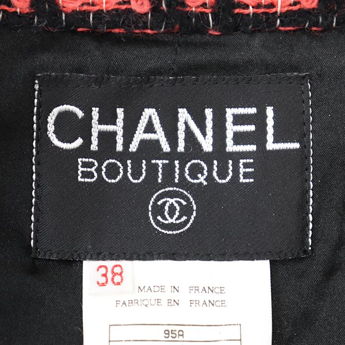 【美品】CHANEL BOUTIQUE シャネル ブティック ヴィンテージジャケット 38 レディース 95A P05767 ツイード COCOマークロゴボタン 黒 赤の画像