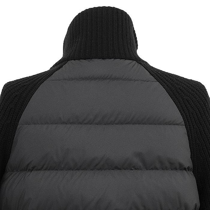 MONCLER（モンクレール） 【極美品】MONCLER ダウンジャケット 