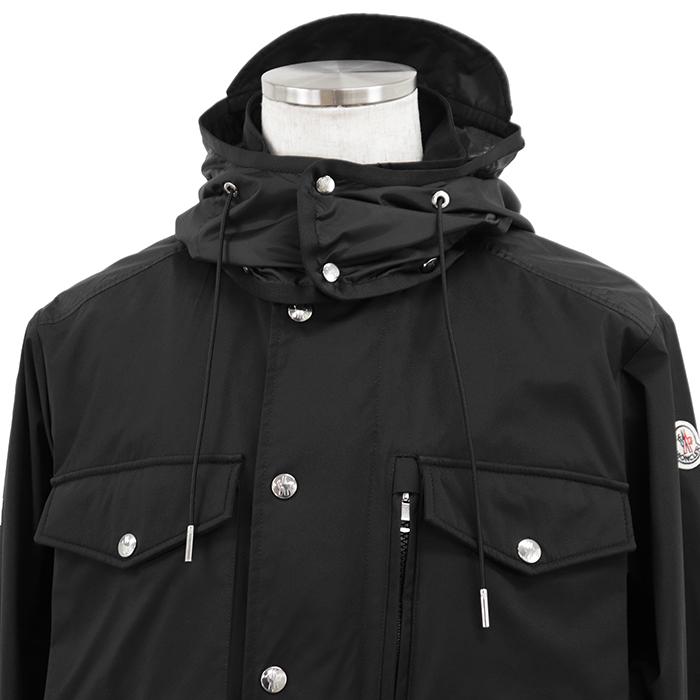 MONCLER（モンクレール） 【美品】MONCLER マウンテンパーカ サイズ 3