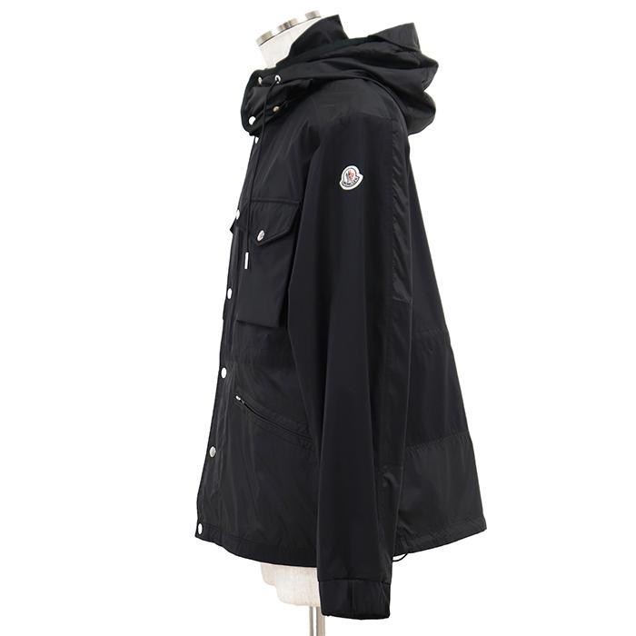 MONCLER（モンクレール） 【美品】MONCLER マウンテンパーカ サイズ 3