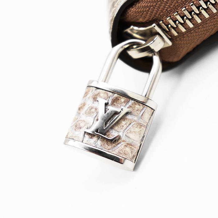 LOUIS VUITTON（ルイ・ヴィトン） 【未使用】LOUIS VUITTON ジッピー 